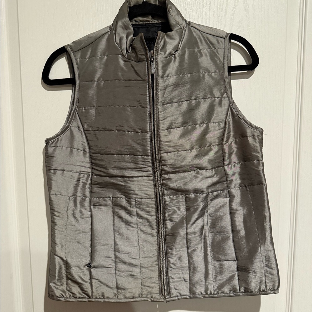 Women's Silver Puffer Vest